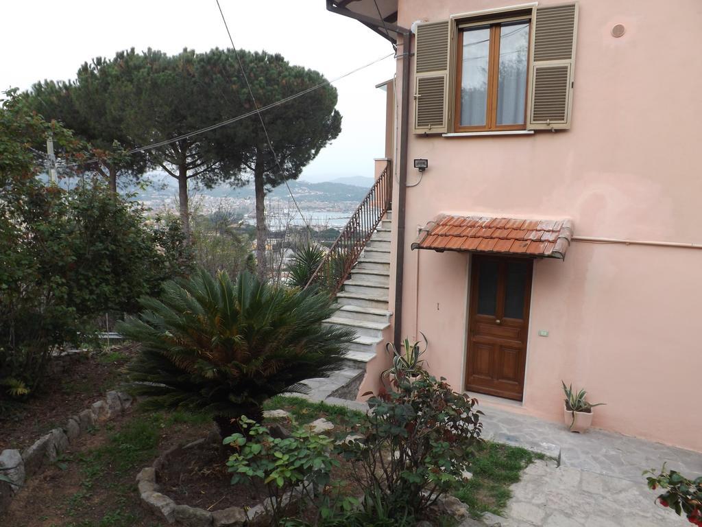 Tre Pini Apartment La Spezia Exteriör bild